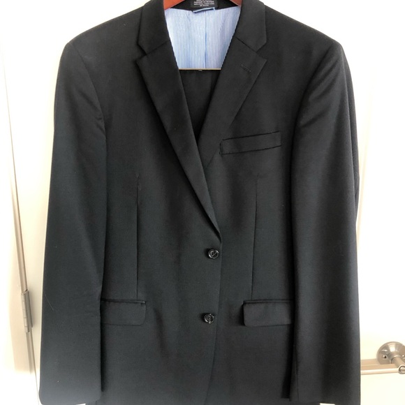 Tommy Modern Fit Suit